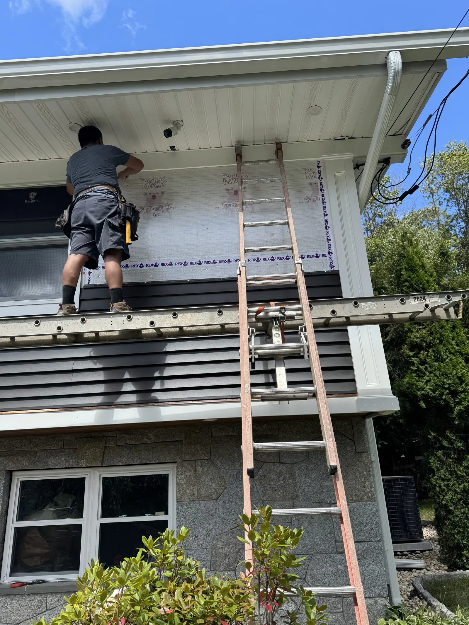 Siding installation — new soffit and fascia in Putnam County, NY