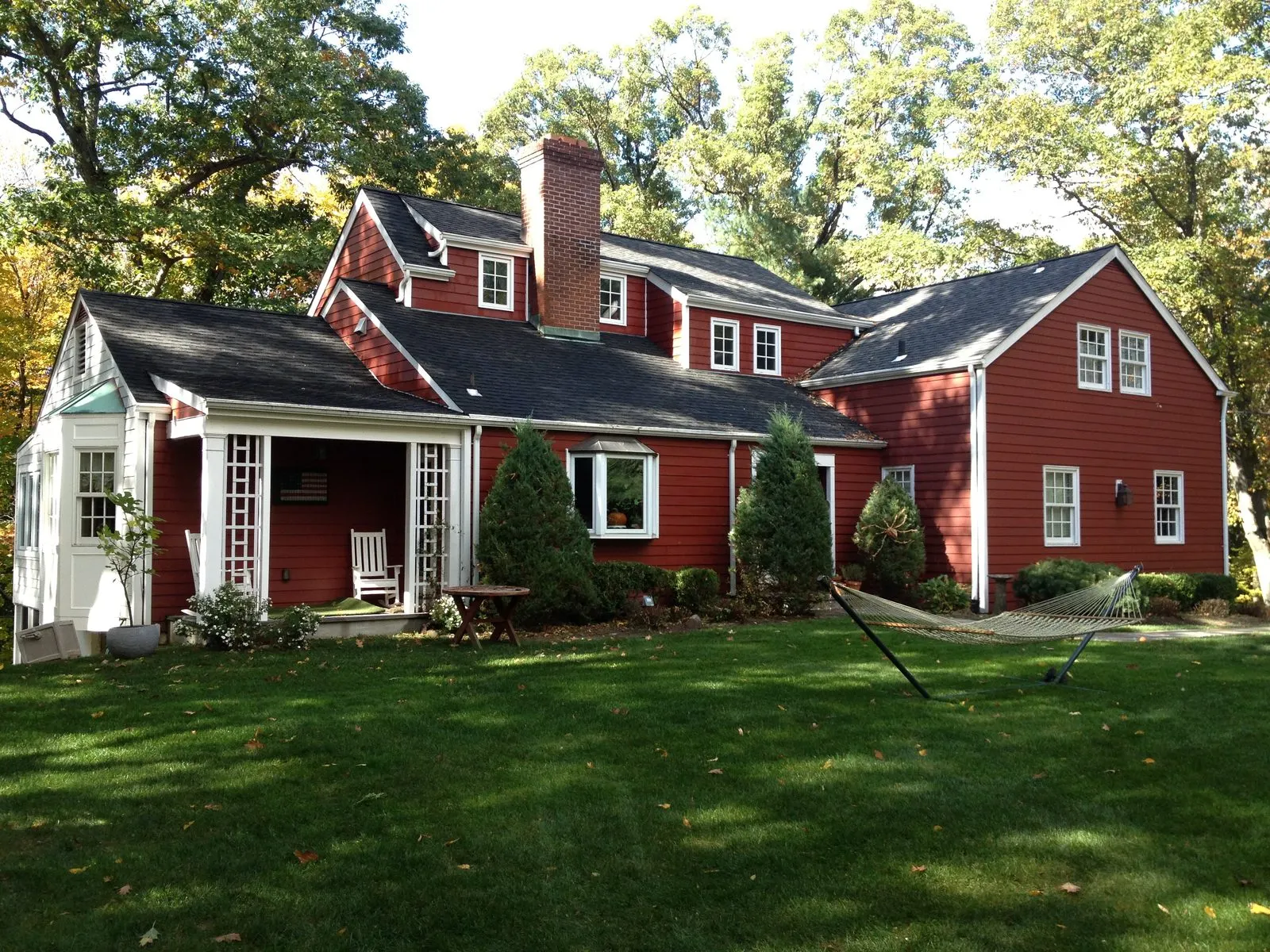 Bold exterior repaint with white trim in Yorktown, NY