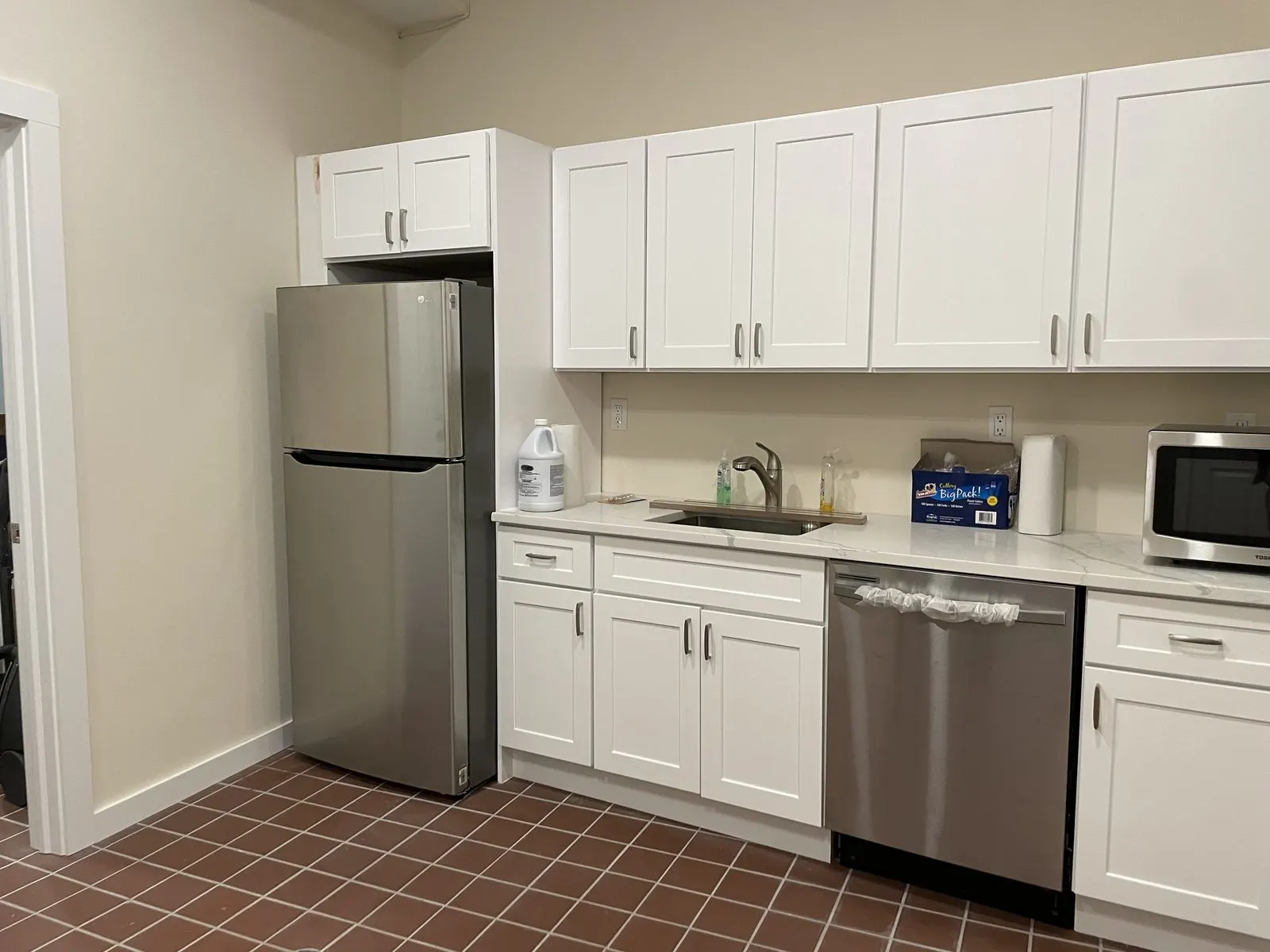 White kitchen cabinet painting in Westchester County, NY