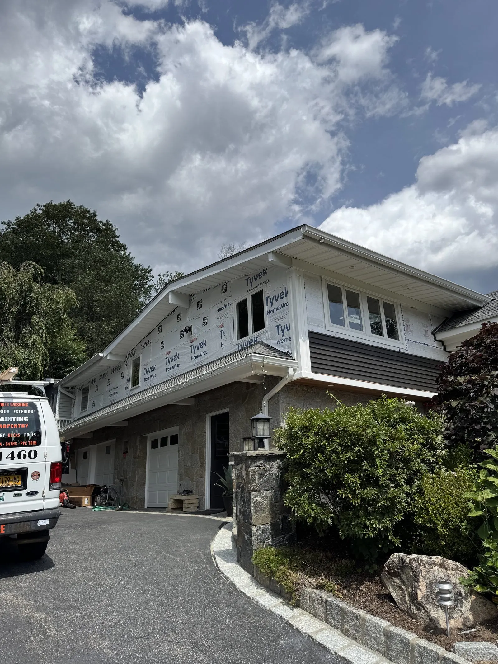 Split-level siding transformation in Yorktown, NY