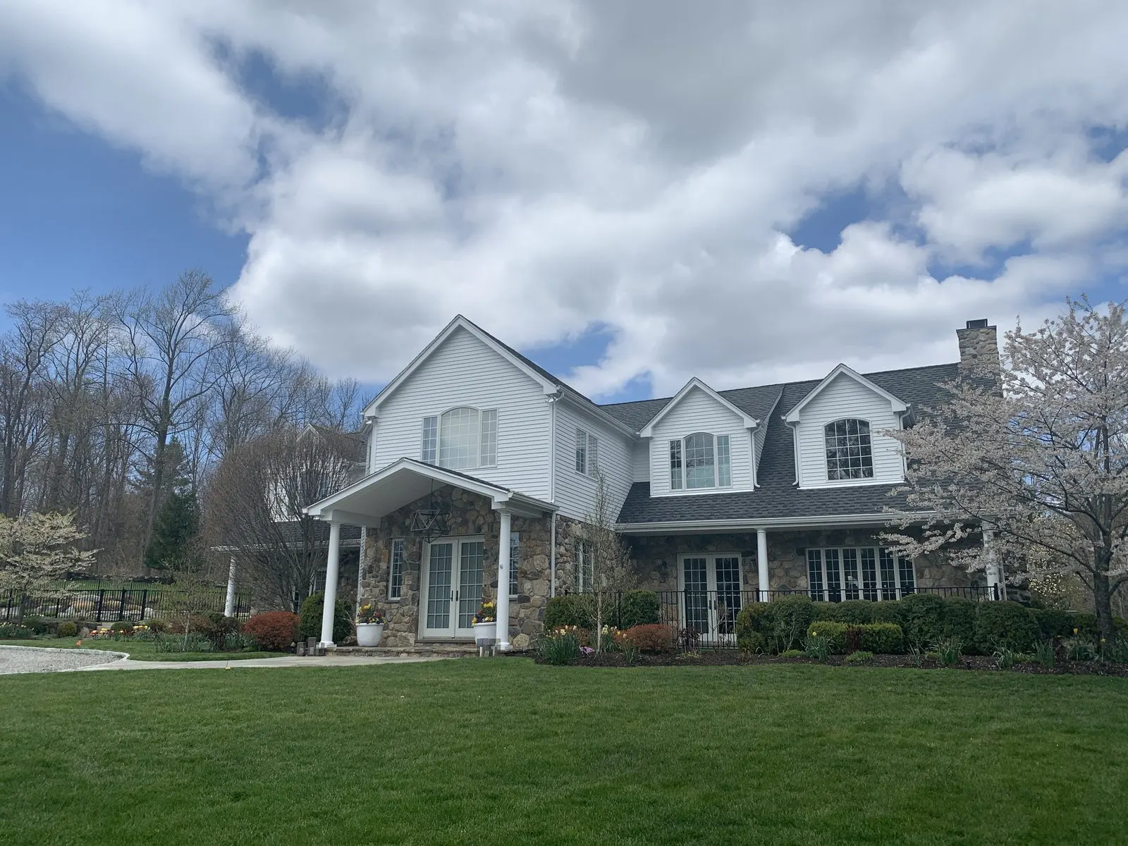 Freshly repainted home exterior in Putnam County, NY