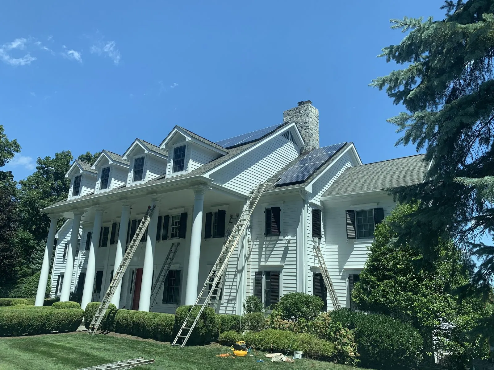 Freshly painted colonial home exterior in Westchester County, NY